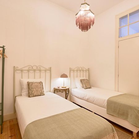 Spacious Apartment In The Perfect Lisbon Location, By Timecooler מראה חיצוני תמונה