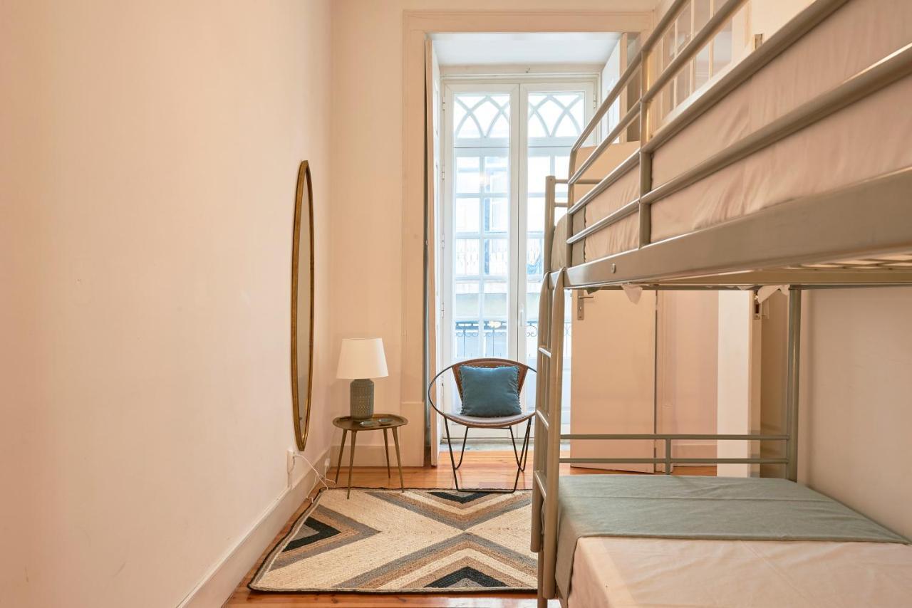 Spacious Apartment In The Perfect Lisbon Location, By Timecooler מראה חיצוני תמונה